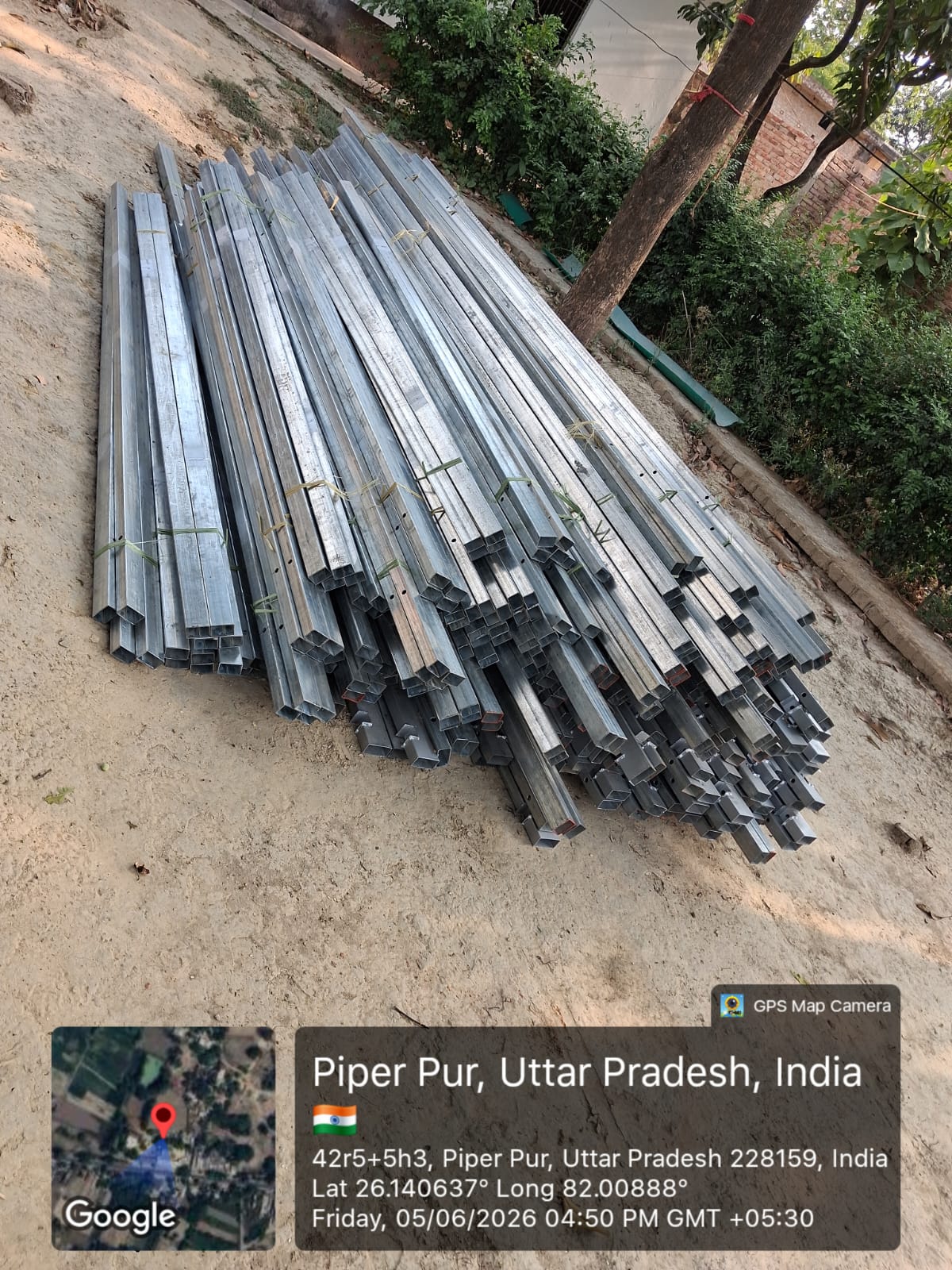 Galvanized rails · Piper Pur, UP